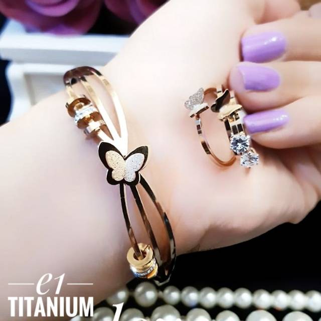 Titanium gelang dan cincin 1828k