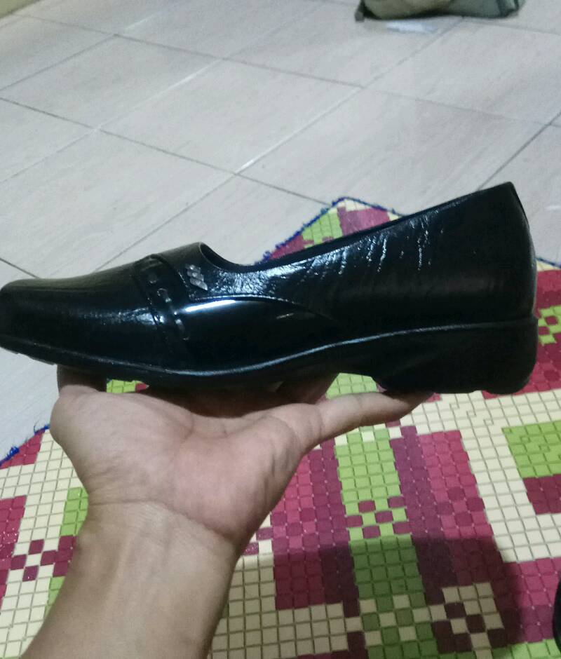 Sepatu Kerja Pantofel Wanita Kulit