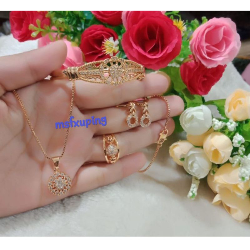 Perhiasan wanita satu set motif bunga matahari lapis emas 24k