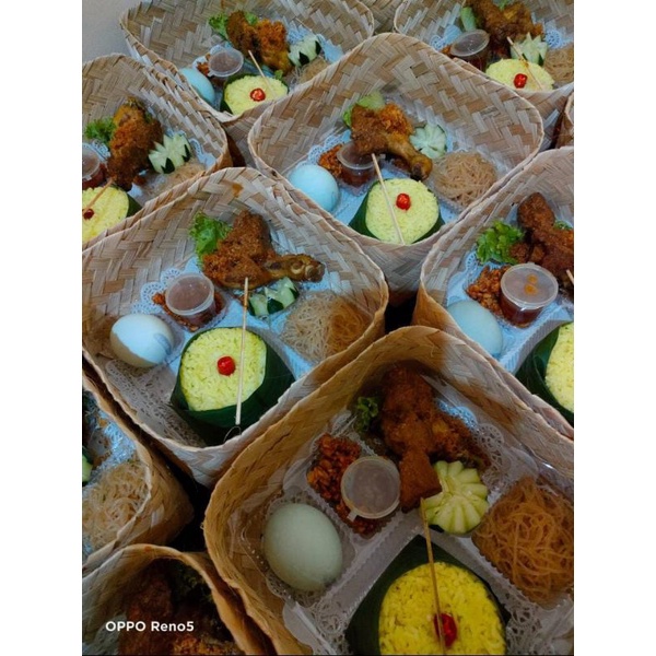besek bambu ukuran 20 x 20 sepasang