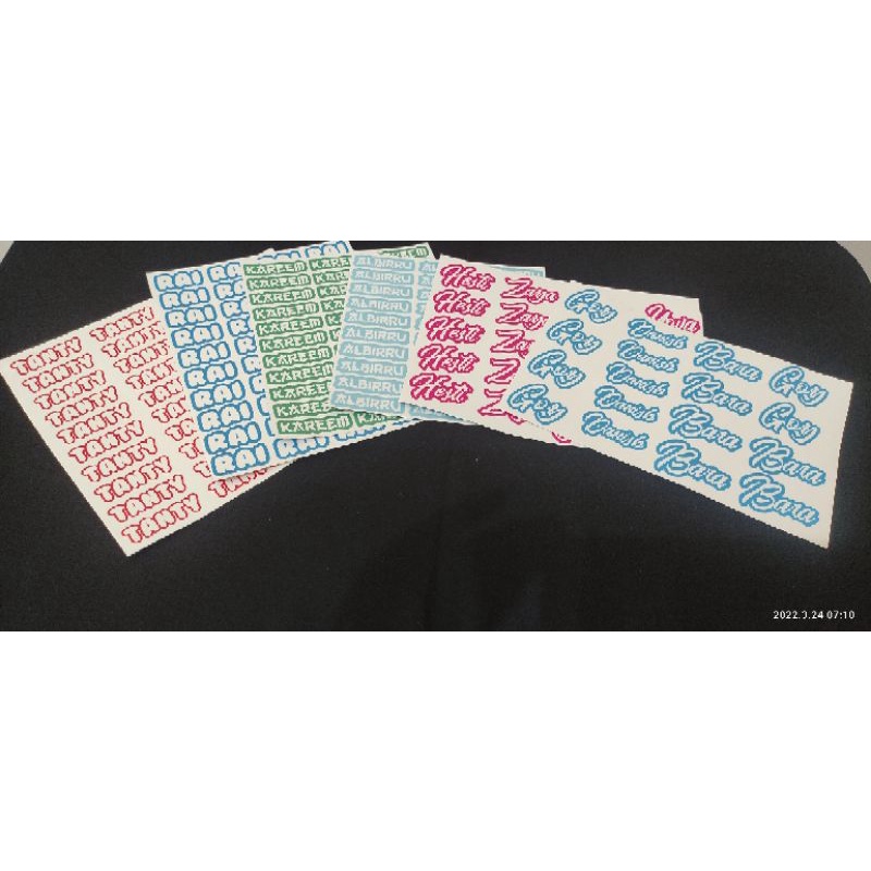 

Stiker nama