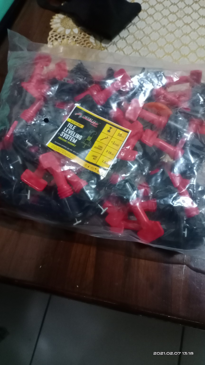 Tile Leveling Spacer Reusable Set 50pcs Alat Perata Level Pengatur Jarak Natt Keramik Granit Dinding