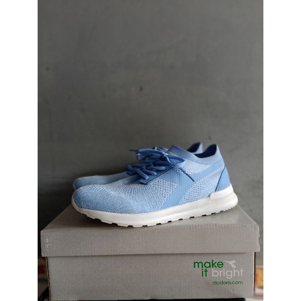 Diadora Leranzo Blue Sepatu wanita running shoes