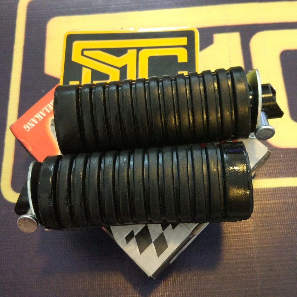 Pijakan Kaki Belakang / Foot Step Honda Grand Set
