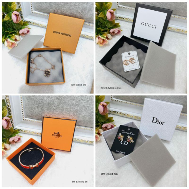 

Jual Box asesoris / ngak termasuk isinya ya beb