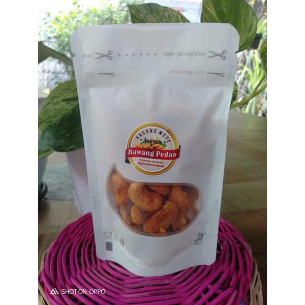

KACANG METE GORENG 50 GR