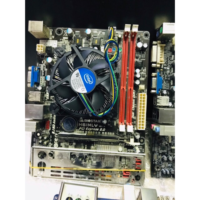 Mainboard H61 Paket Processor core i3 2100 3.10Ghz plus Fan RAM 4GB