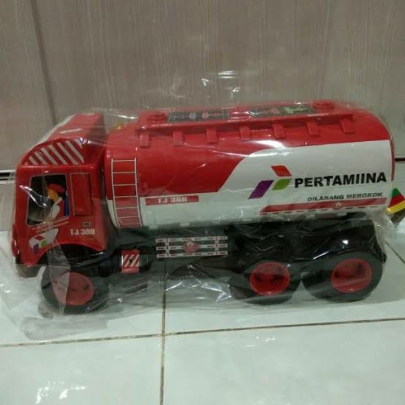 mainan mobil truk Tanki minyak Pertamina besar 55cm