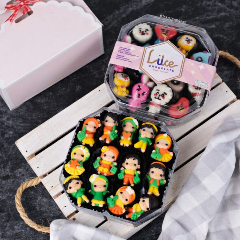 

coklat lebaran karakter