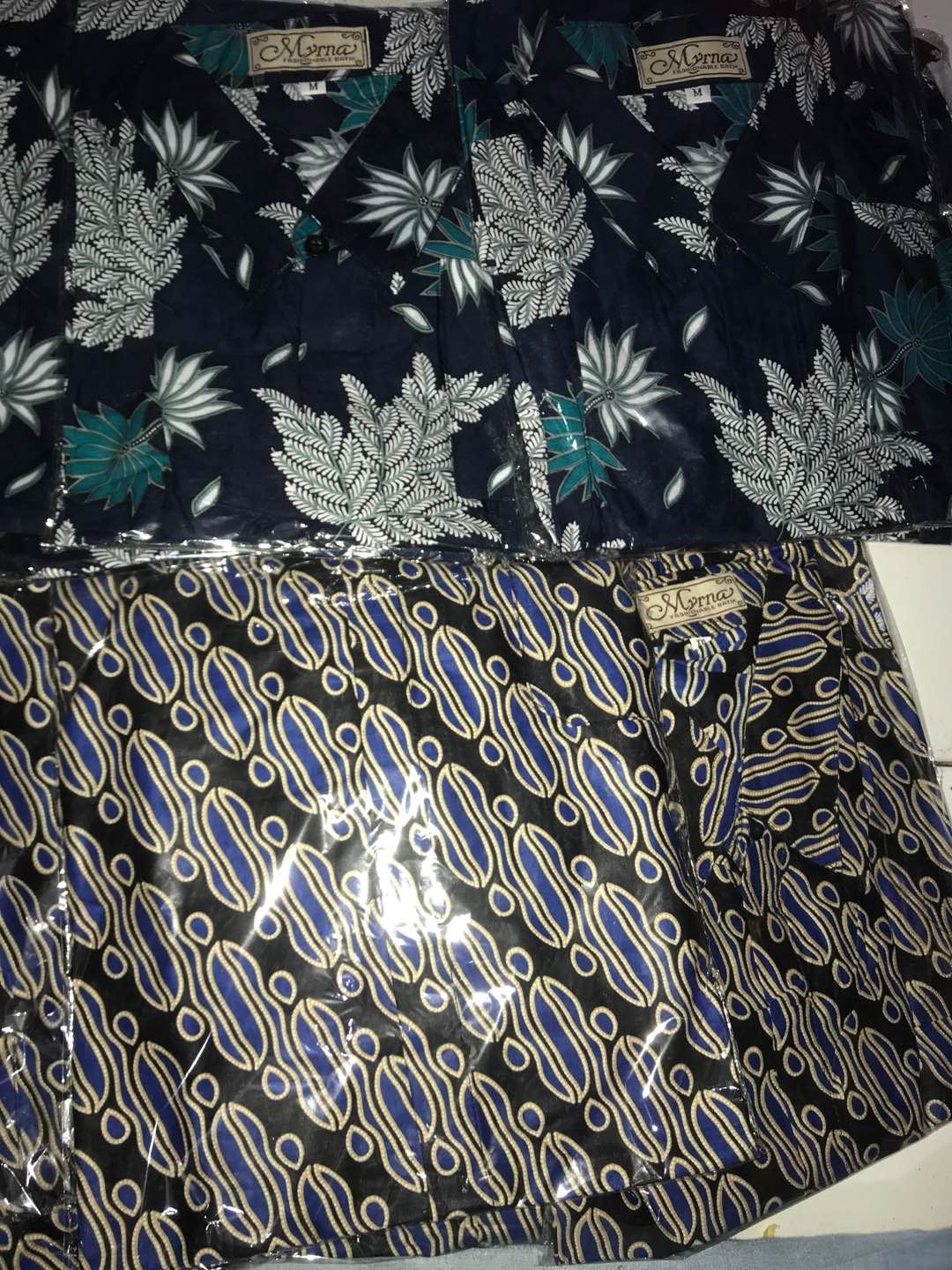 Batik Myrna - Kemeja Batik Lengan Pendek Atasan Pria Motif Seno Biru