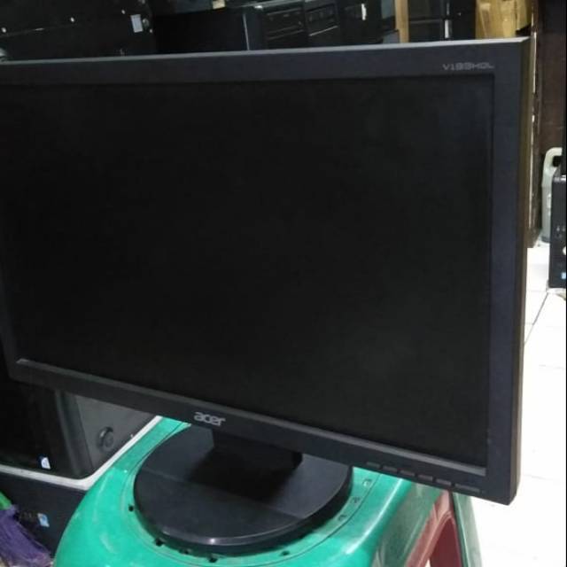 Monitor acer lcd 19 inchi wide lengkap kabel bekas bergaransi  bonus label power dan vga