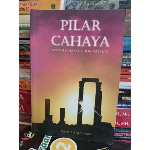 original buku Pilar cahaya.