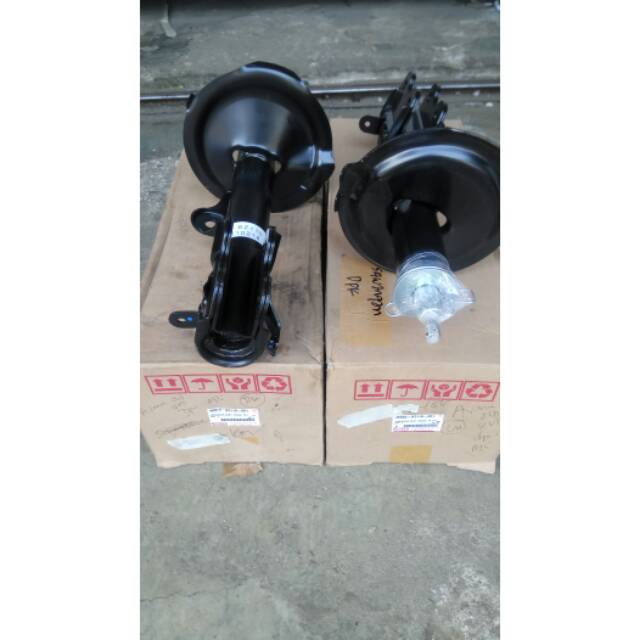  Shock  Breaker Depan  Set LH RH Avanza Xenia  Tahun 2004 2011 