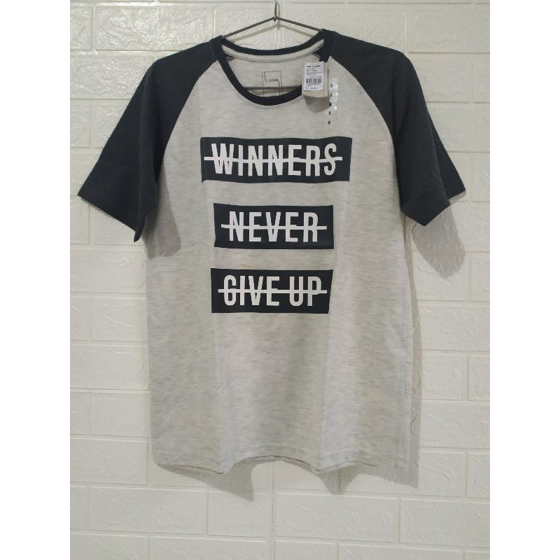 Kaos T Zone Pria Size S