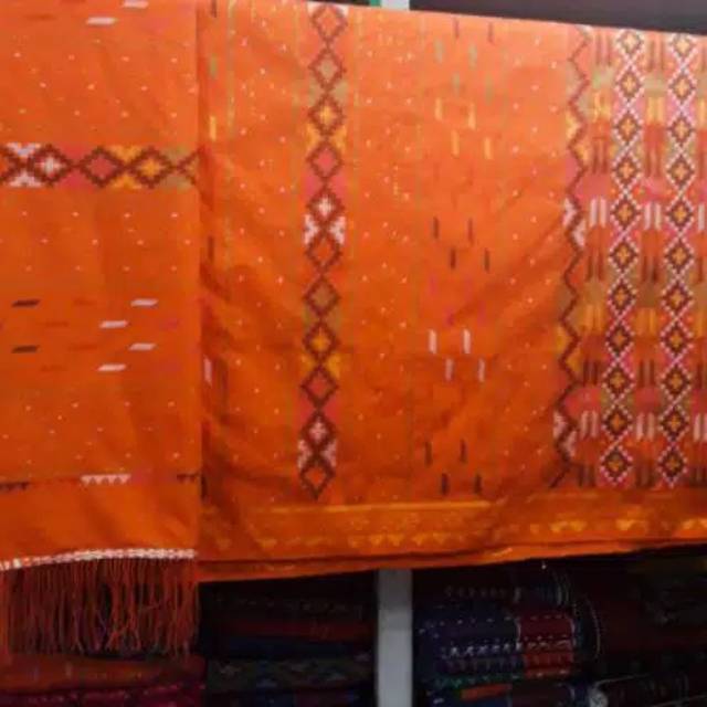 ULOS SONGKET TENUN MOTIF SIPIROK