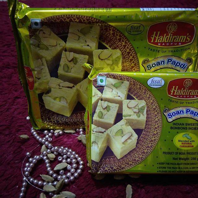 

Soanpapdi/makananindia/indiafood/manisan/