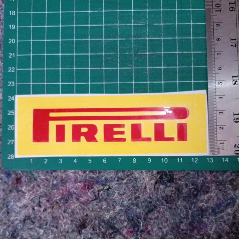 Stiker Pirelli cutting