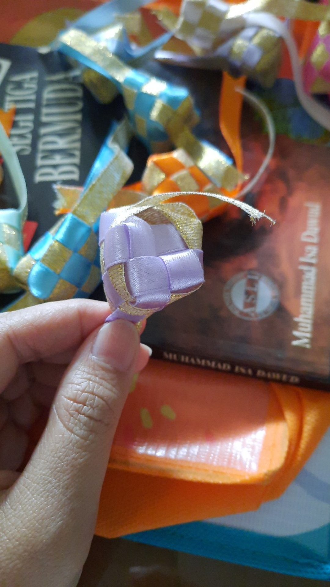 Ketupat Pita Lebar 3/8