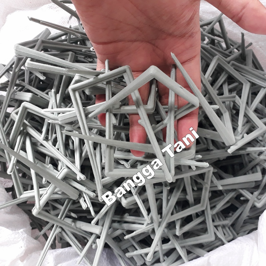 Penjepit Plastik Mulsa 5x9 cm 1 kg Pengunci Sujen Bedengan