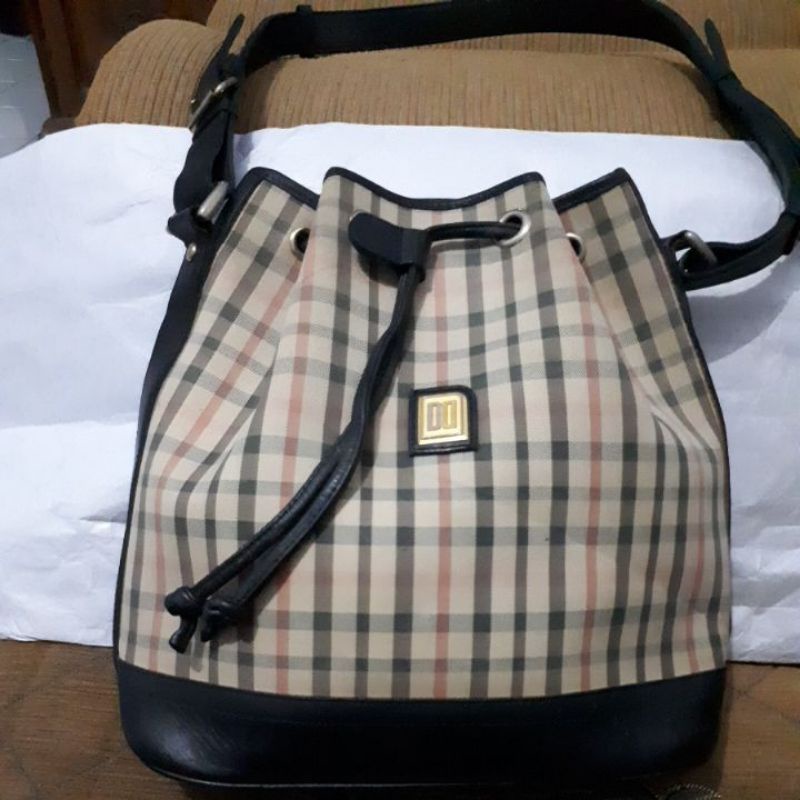 tas serut DAKS kulit preloved