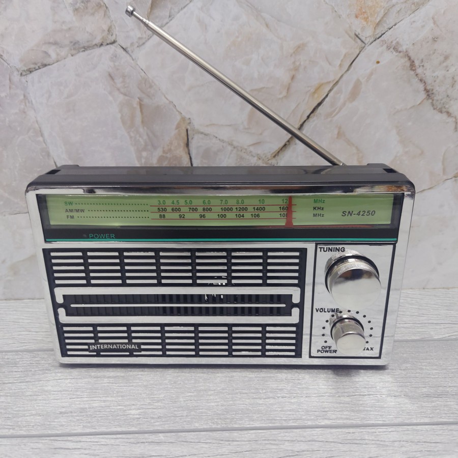 Radio Souness SNI-4250 / Radio Jadul Antik / Radio Portable SNI 4250