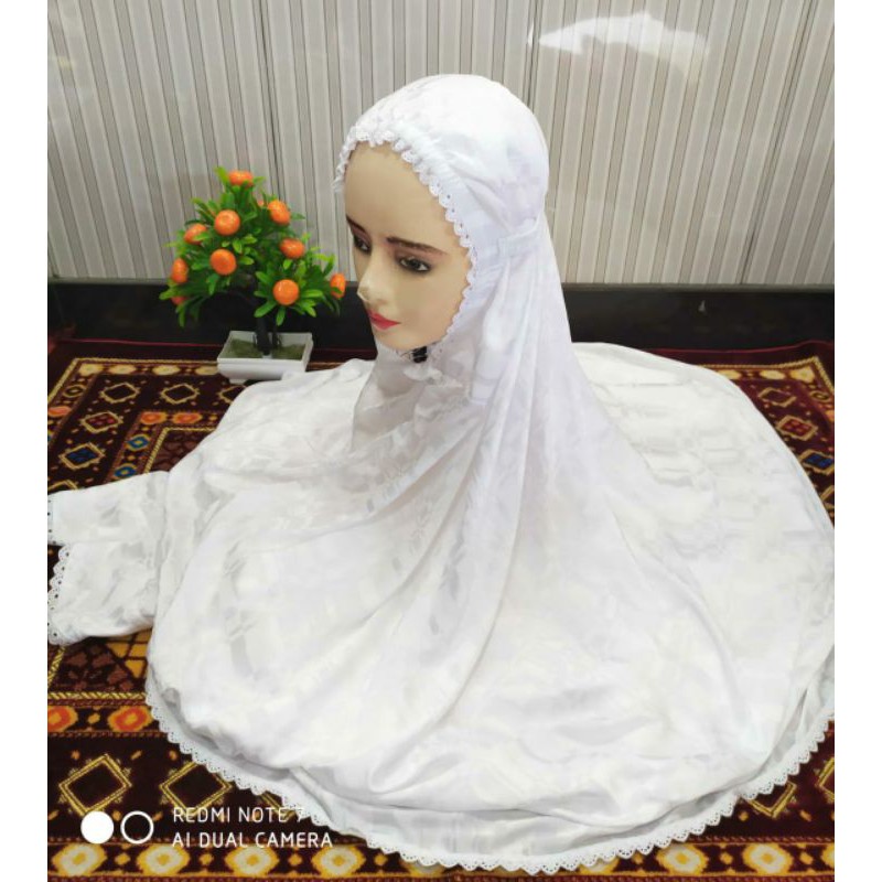 Mukena Terusan sutra blitz polos- strimin