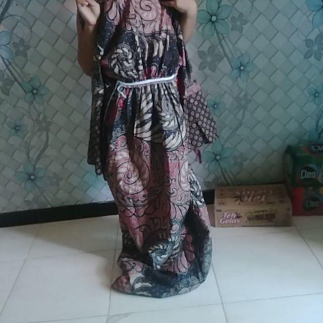 Batik Couple Keluarga Maura Sania Ruffle Ori Ndoro Jowo Dnt Motif Terkini 2021