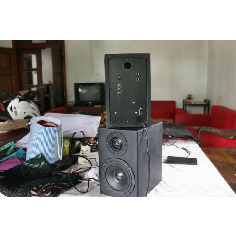 speaker monitoring custom