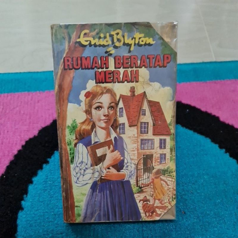 

Rumah Beratap Merah Enid Blyton