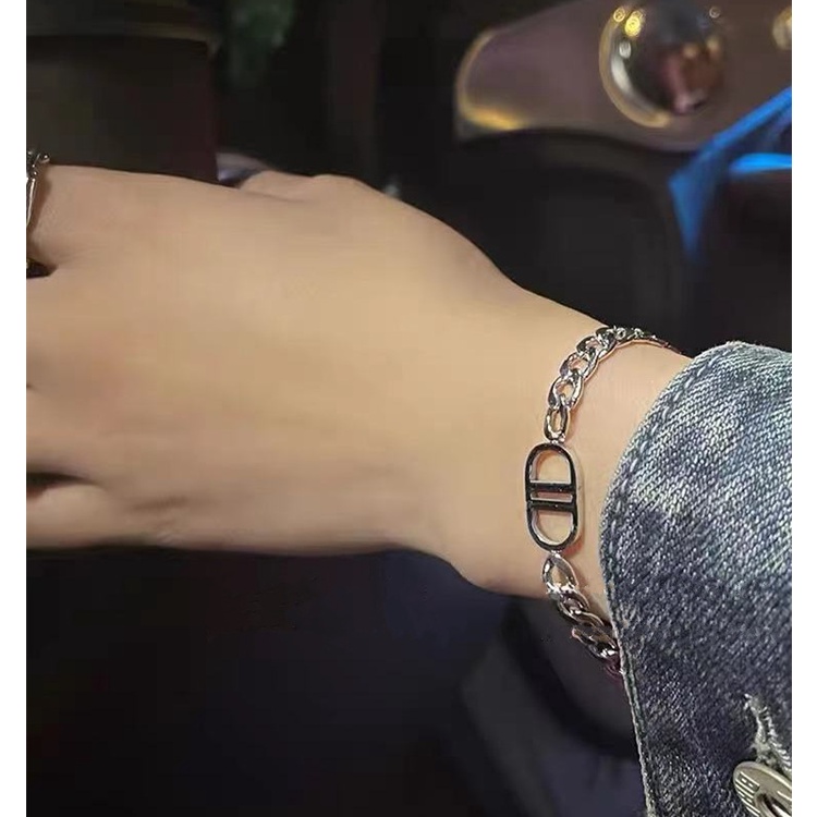 Gaya yang sama seperti Wang Yibo babi hidung Kuba link rantai gelang pria dan wanita in fashion hip