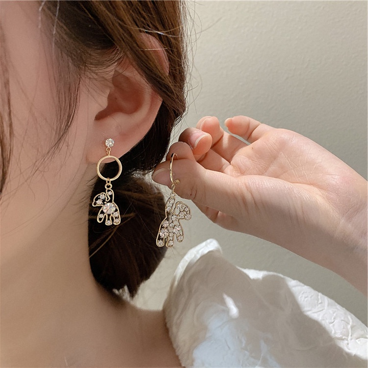 Sparkle Diamond Bears Earrings Lady's Korea Manis Dan Lucu Aksesoris Telinga