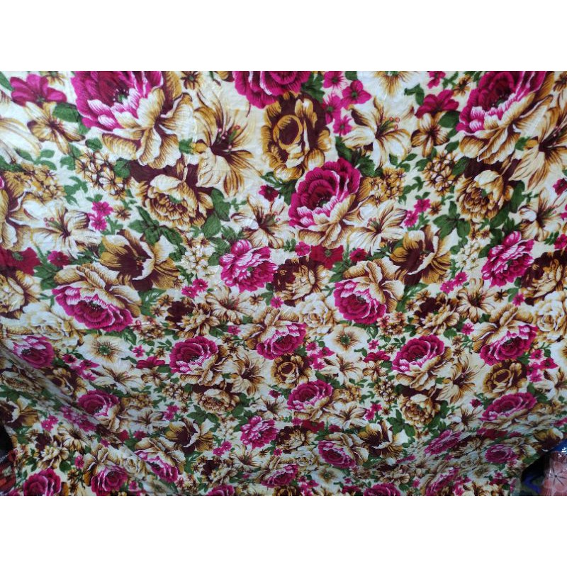 Selimut bulu halus super halus motif bunga merah