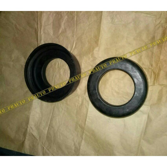 Karet Dudukan Per Belakang w124 w202 Sparepart Mercy / Tatakan Per