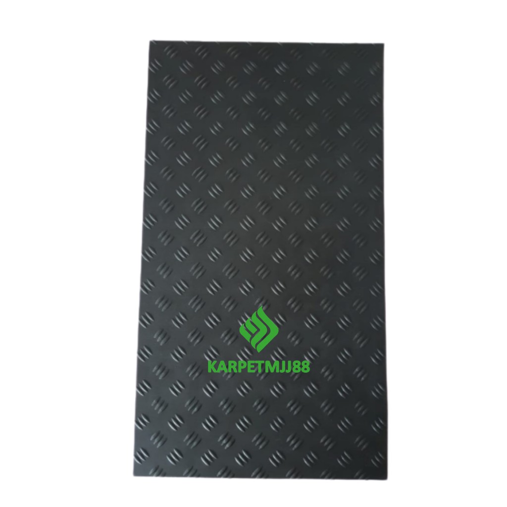 

Karet Multifungsi Rubber Sheet Bordes 89 x 50cm