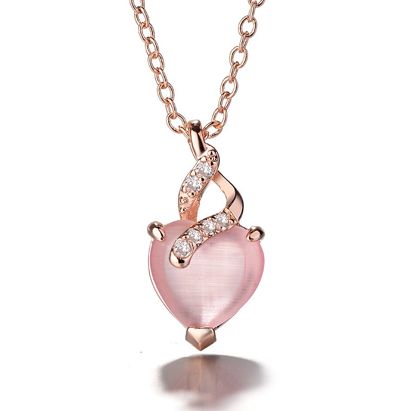 [Ready Stock]Fashion Silver Plated Heart-Shaped Pink Crystal Pendant Necklace