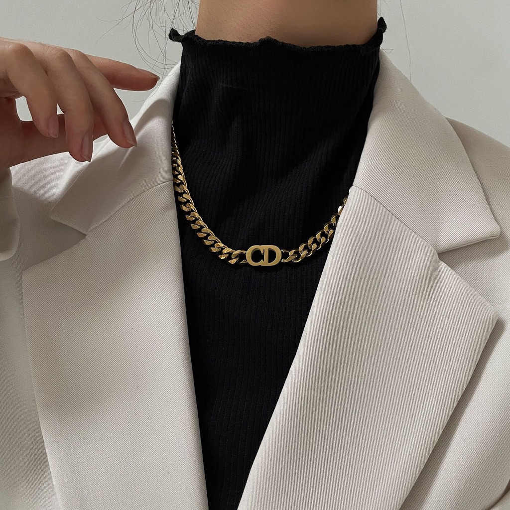 Baja Titanium CD liontin klavikula kalung Kuba link rantai Eropa dan Amerika terkenal gaya sederhana