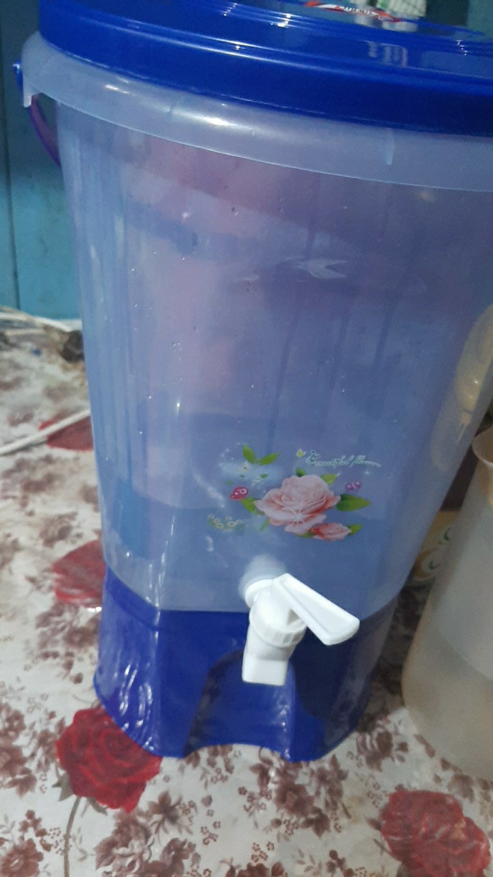 Tempat Air 8 Liter Mpw