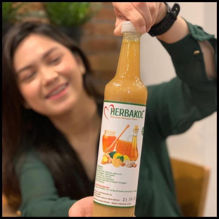 

Jus Herbal Bawang Putih Jahe Lemon Cuka Apel Madu Herbakol