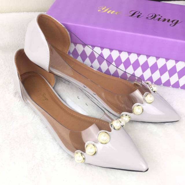 #268-6Arrival Classic Pearl Vernis Leather