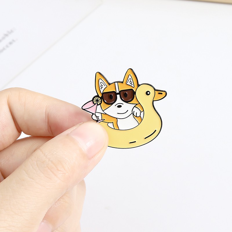 Bros Pin Enamel Bentuk Pantat Anjing Corgiflamingo Kartun Lucu Untuk Aksesoris Fashion