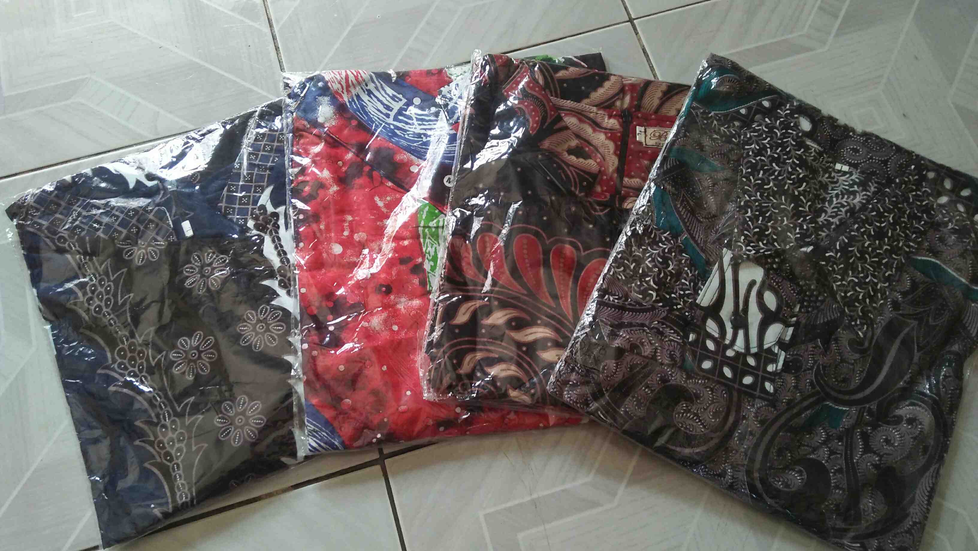 Terlaris Serut Genes Jelita Tunic Navbor Yelbor Whitbor Creambor Tunik Batik Modern Hrb030 Dolbi Dob