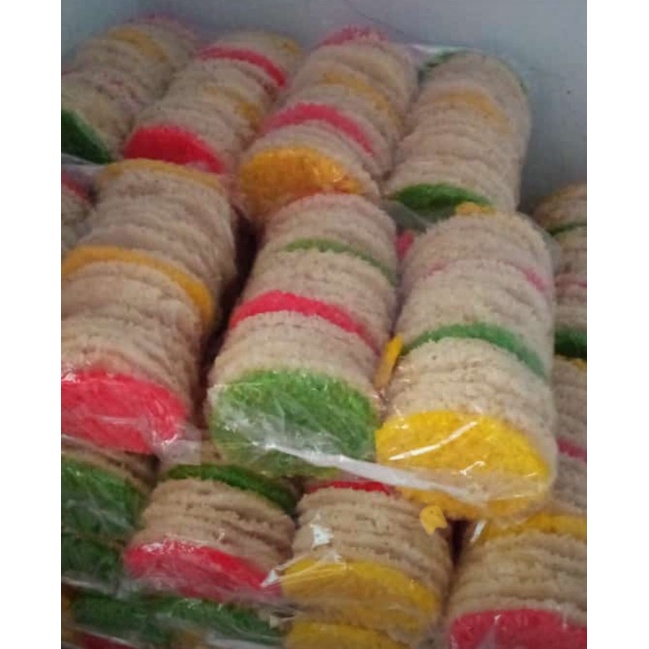 

Kerupuk eyek-eyek singkong Lampung