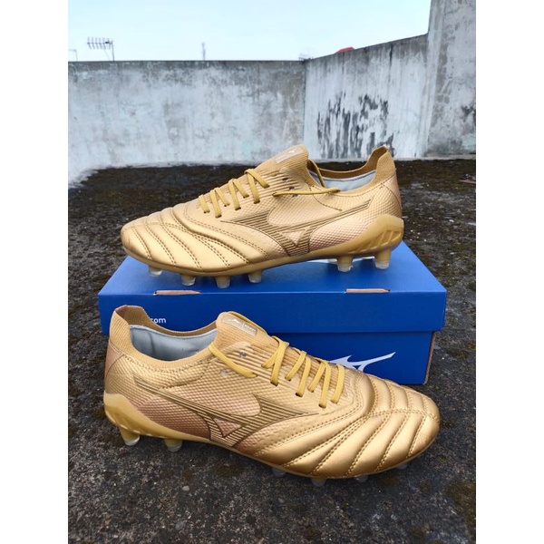 Sepatu Bola Mizuno Morelia Beta 3 Gold fg