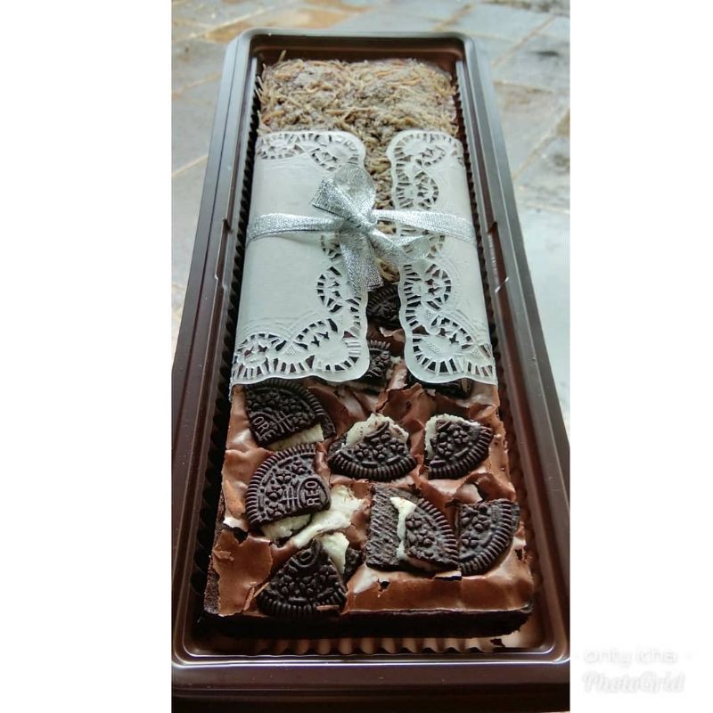 

Brownies panggang fudgy mix toping