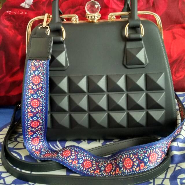 anggrainisyahnurulbalqis