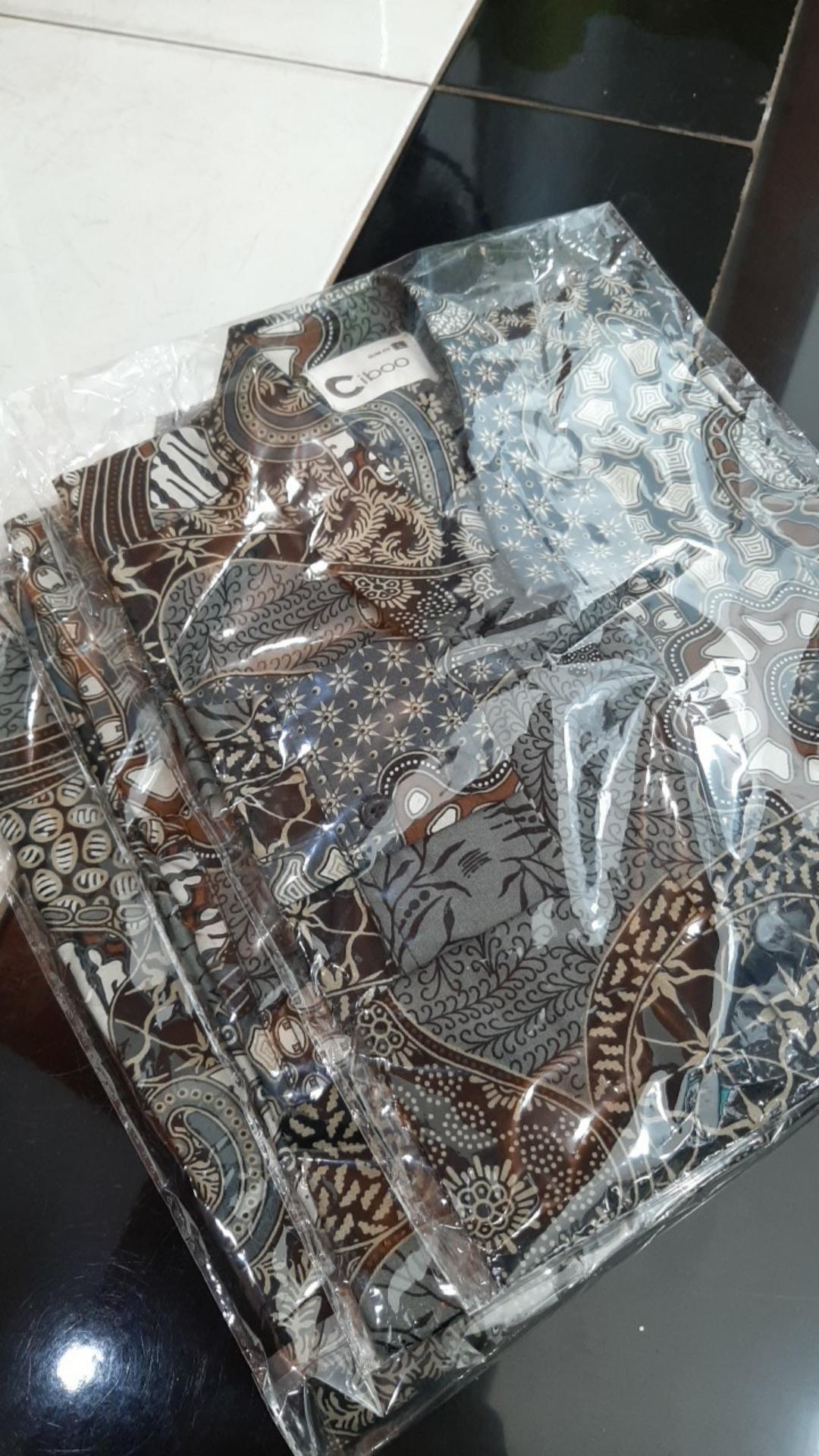 Kemeja Batik Slimfit Couple Ayah Anak Warna Abu Coklat Lengan Panjang