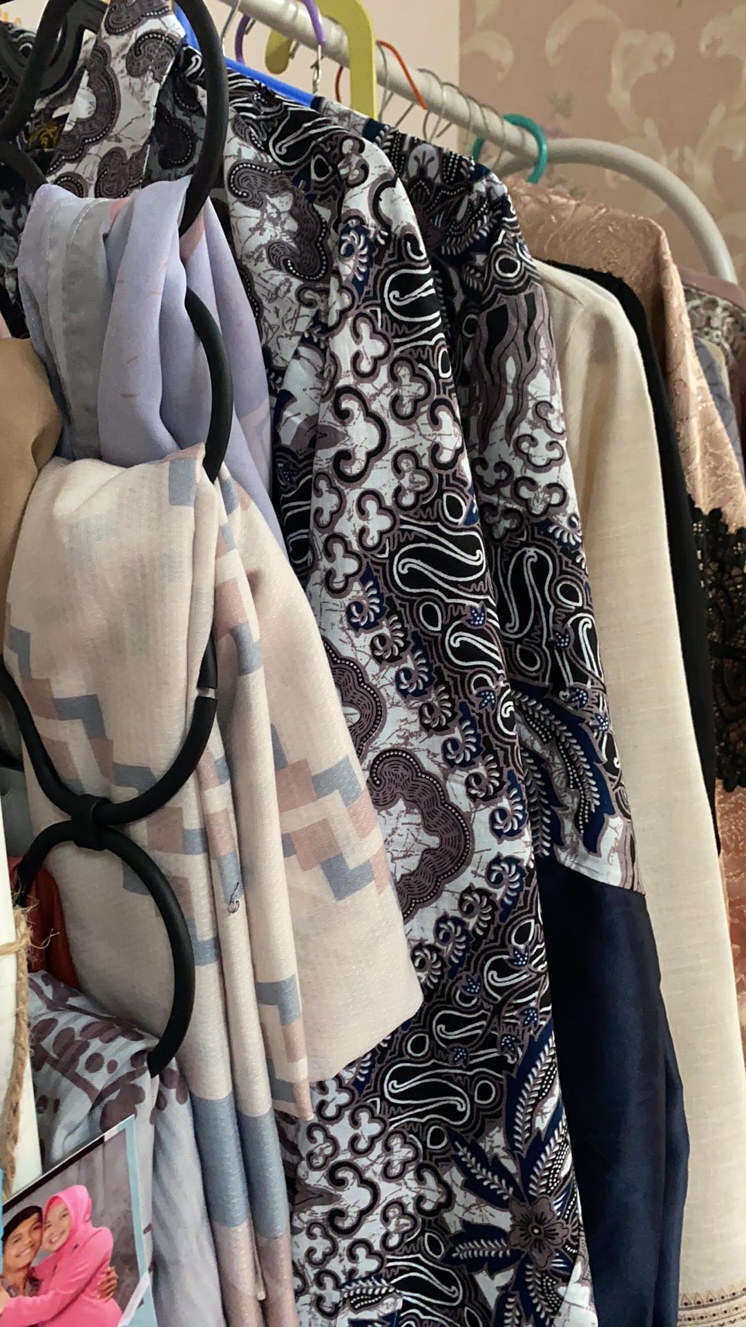 Batik Couple Terbaru Gamis Velvet