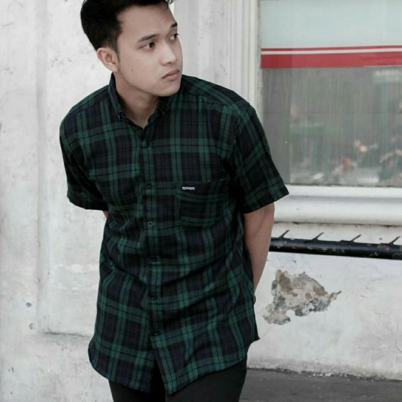 Kemeja Flanel Lengan Pendek Kotak Kotak Premium Unisex Quality