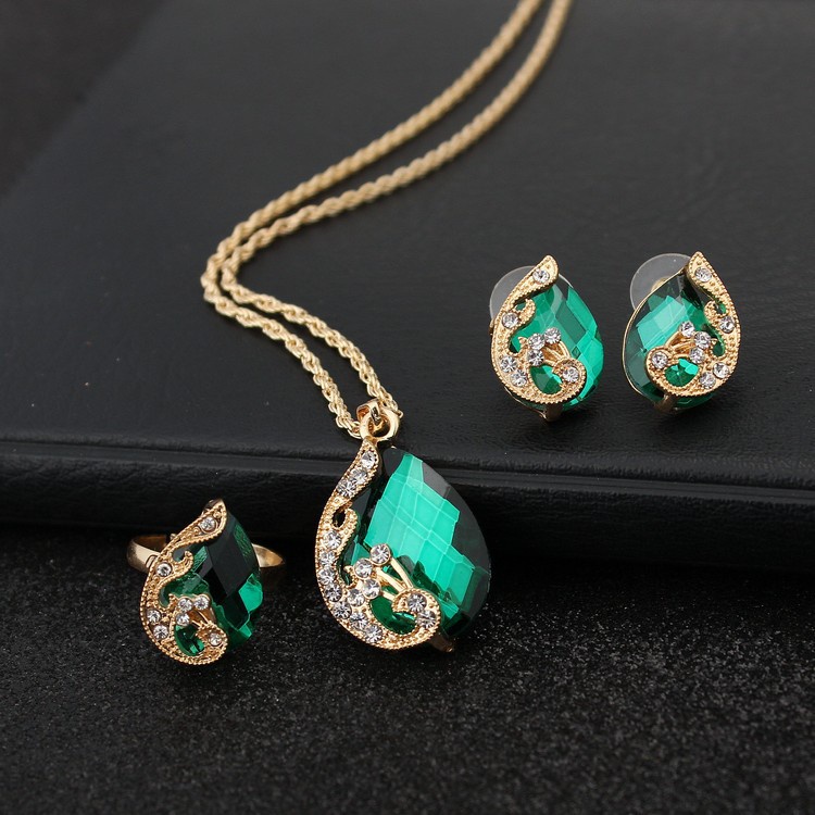 Korea ornamen indah peacock kristal set kalung Korea gaya temperamen elegan anting-anting kalung cin