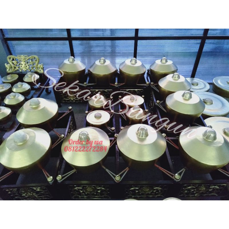 Kenong Besi Pencu Kuningan